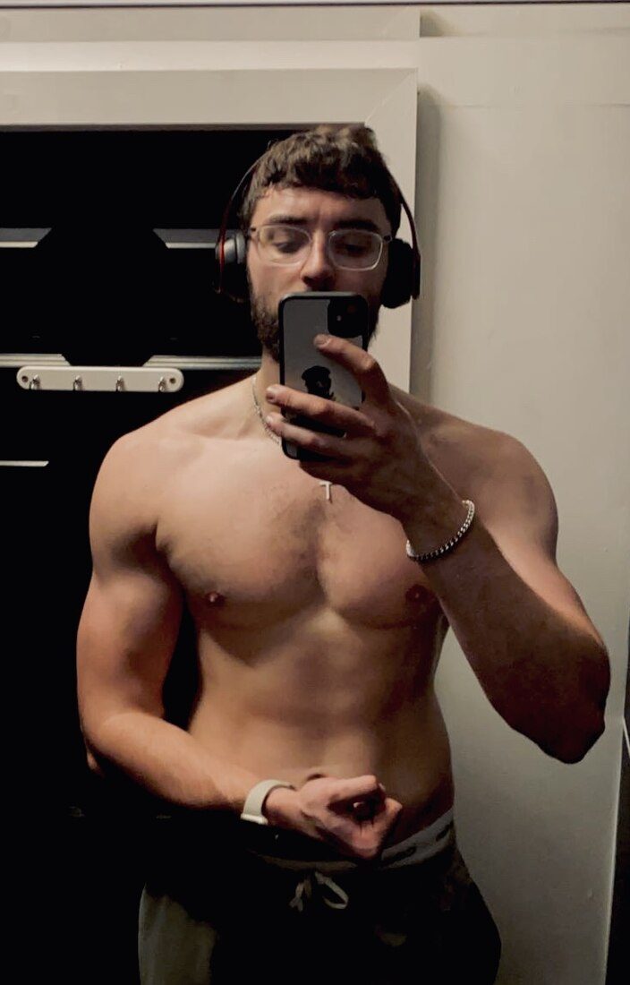 Dan's physique